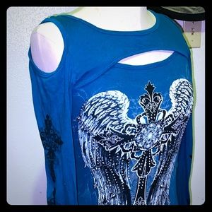 Abbie Lane Peeped Sleeve & Neckline